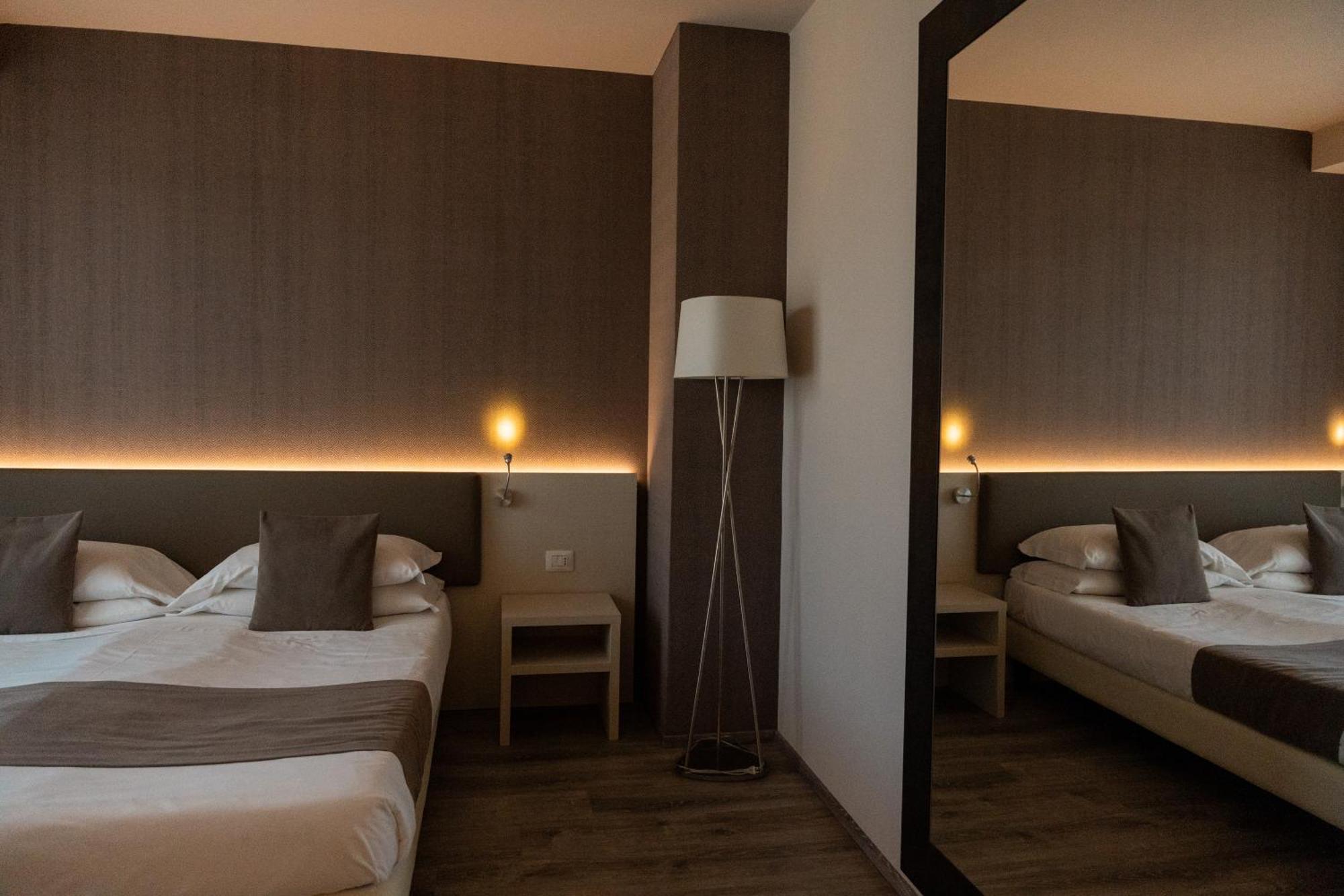 Spa Hotel Splendid Sole マネルバ・デル・ガルダ エクステリア 写真