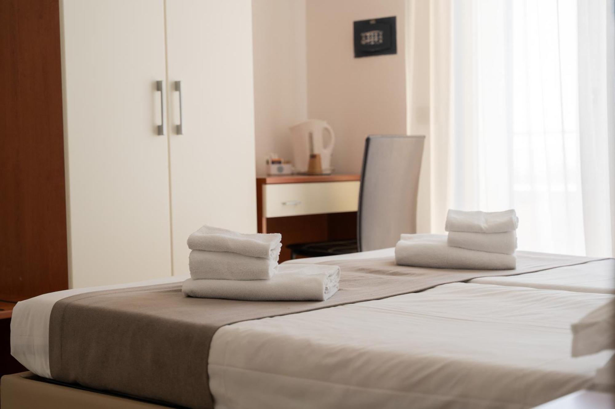 Spa Hotel Splendid Sole マネルバ・デル・ガルダ エクステリア 写真