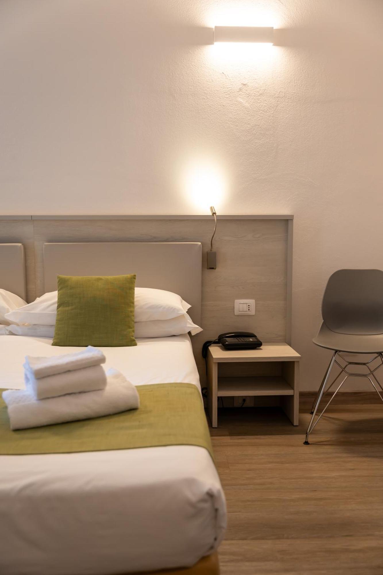 Spa Hotel Splendid Sole マネルバ・デル・ガルダ エクステリア 写真
